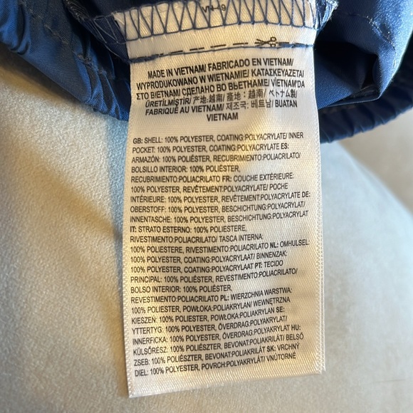 Women’s Vans Shorts-NWT - Picture 6 of 6